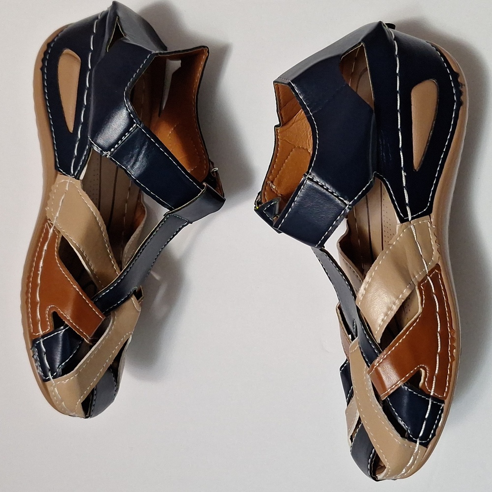 Shoe - Picture 5 of 6
